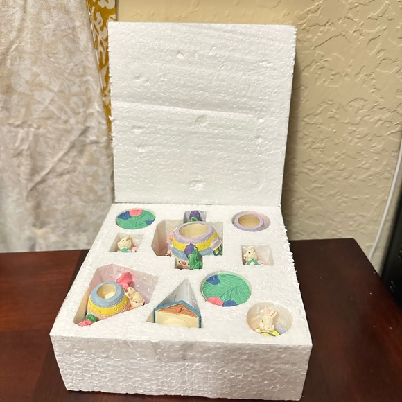 Easter Bunny 10 Pcs Tea set, a.ns Miniature Resin tea set with plates & tray. - Picture 6 of 11